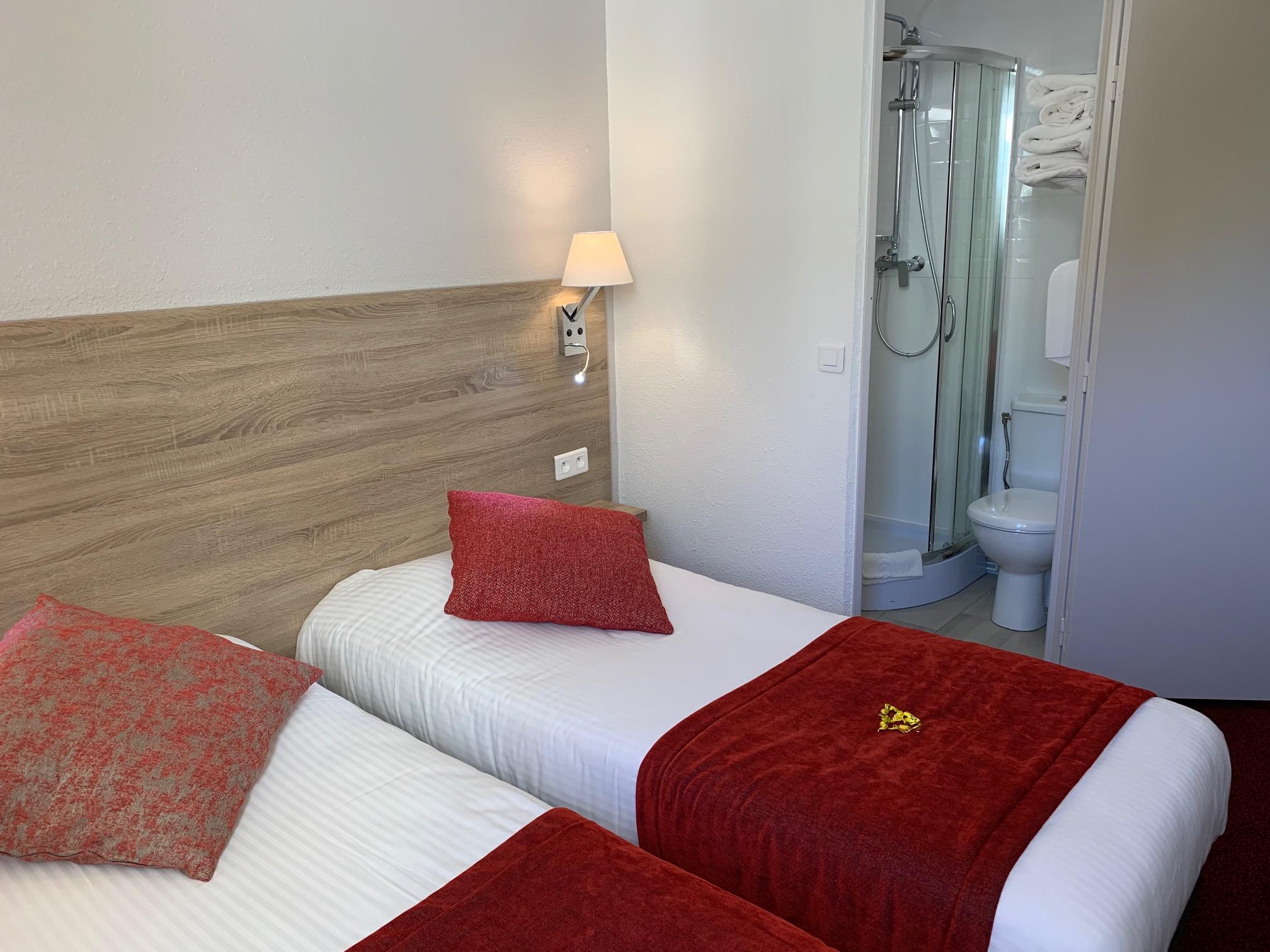 The Originals City, Hotel Nimes Costieres, Ex Inter Hotel מראה חיצוני תמונה