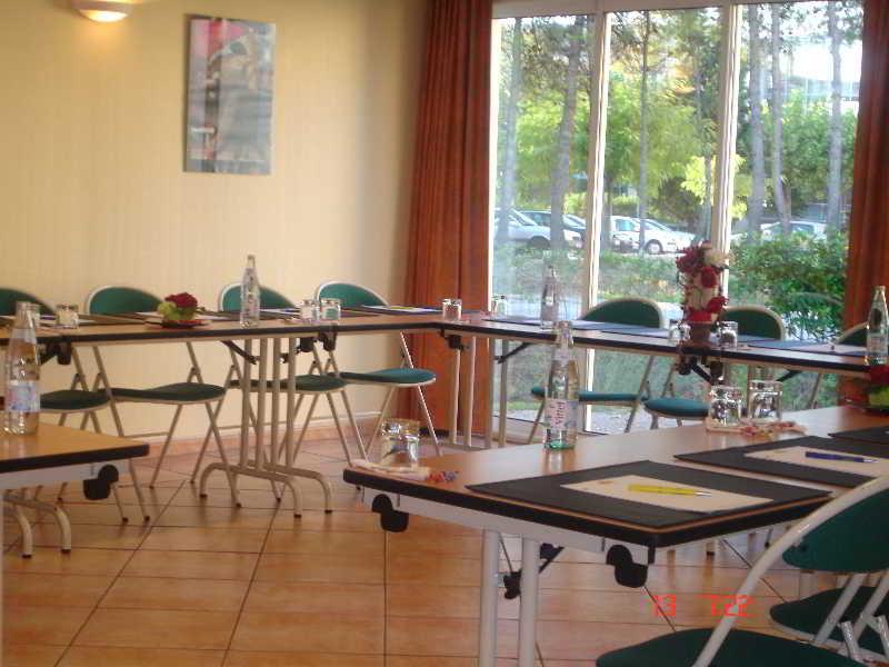 The Originals City, Hotel Nimes Costieres, Ex Inter Hotel מראה חיצוני תמונה