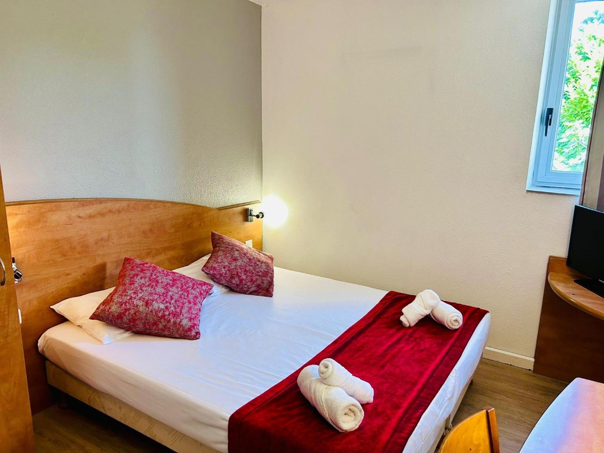 The Originals City, Hotel Nimes Costieres, Ex Inter Hotel מראה חיצוני תמונה